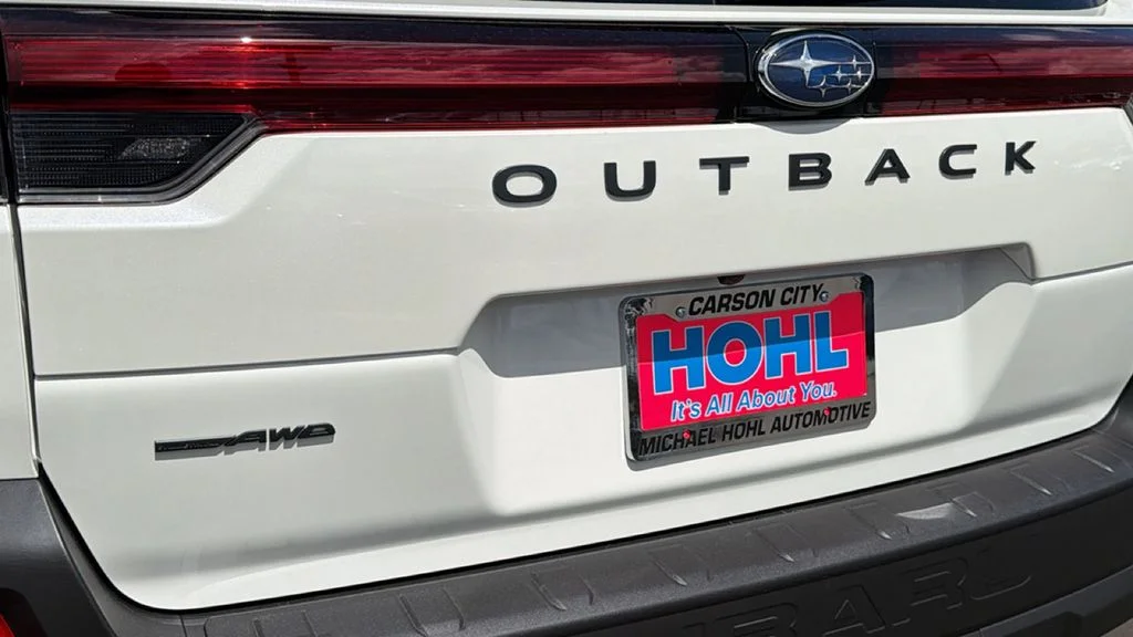 New 2026 CRYSTAL WHITE PEARL Subaru Premium image 28