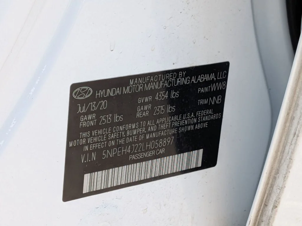 Used 2020 Gray Hyundai Limited image 32