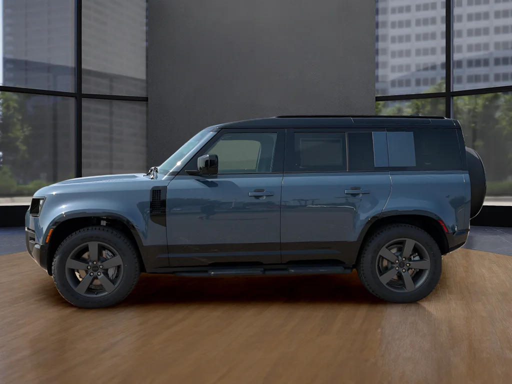 New 2026 Blue Land Rover X-Dynamic SE image 13