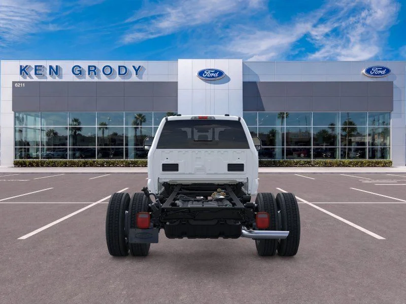 New 2026 Oxford White Ford XL image 7