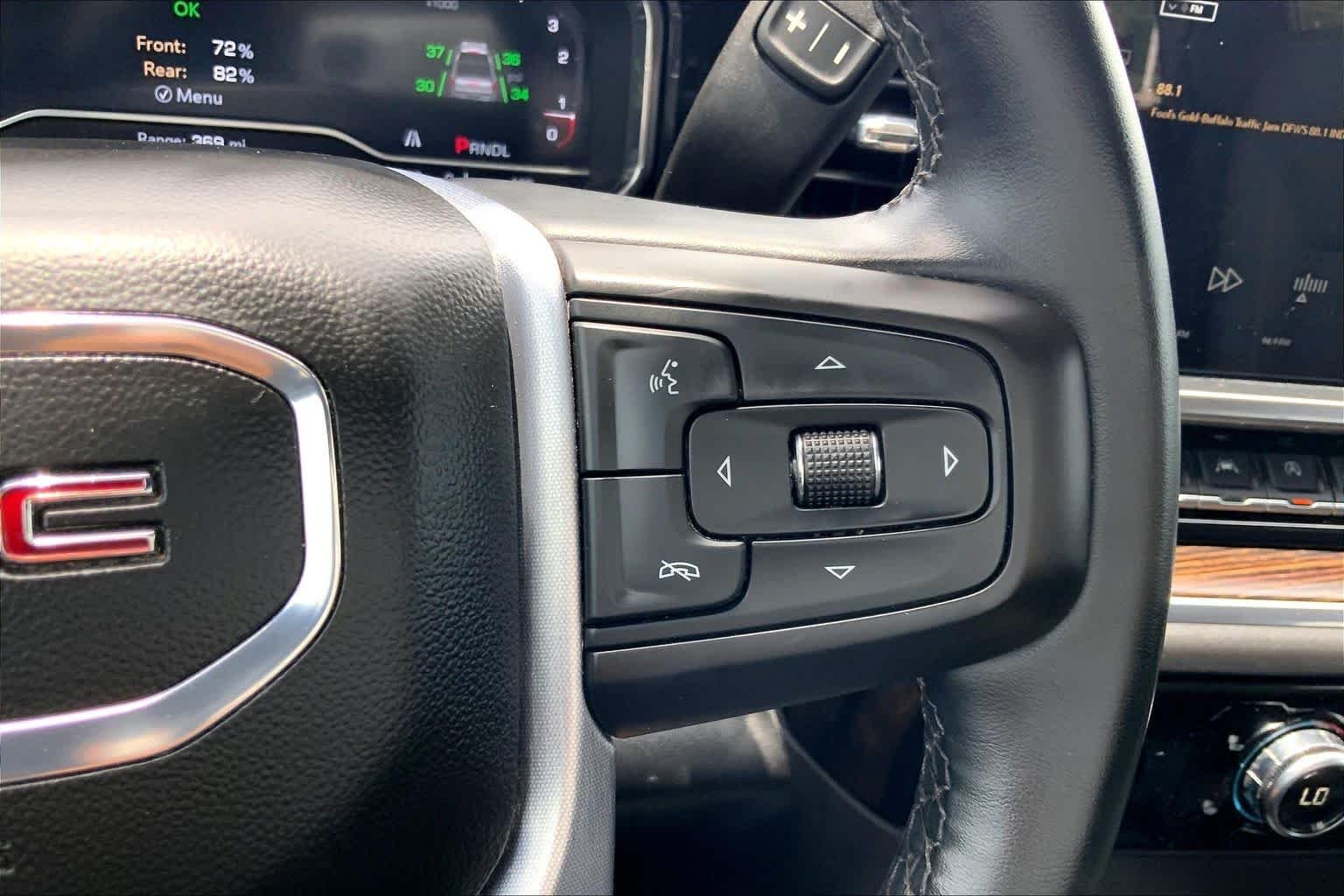 Used 2023 Sterling Metallic GMC Elevation image 25