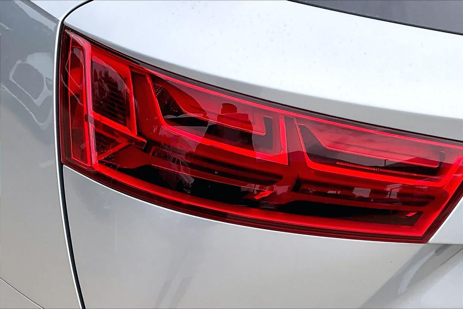 Used 2018 Florett Silver Metallic Audi Prestige image 29