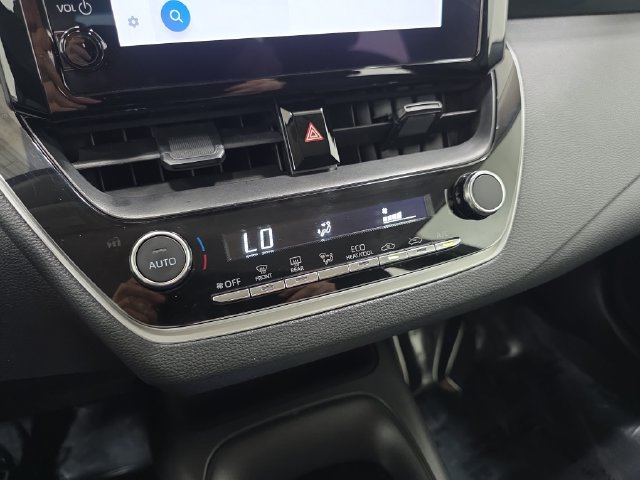 Certified Used 2025 White Toyota LE image 21