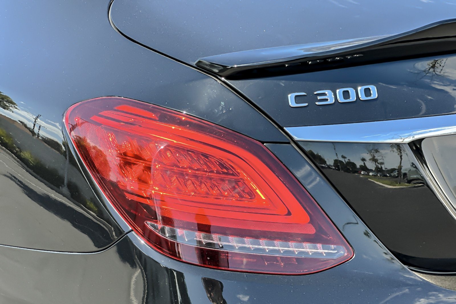 Used 2019 Black Mercedes-Benz C 300 image 25