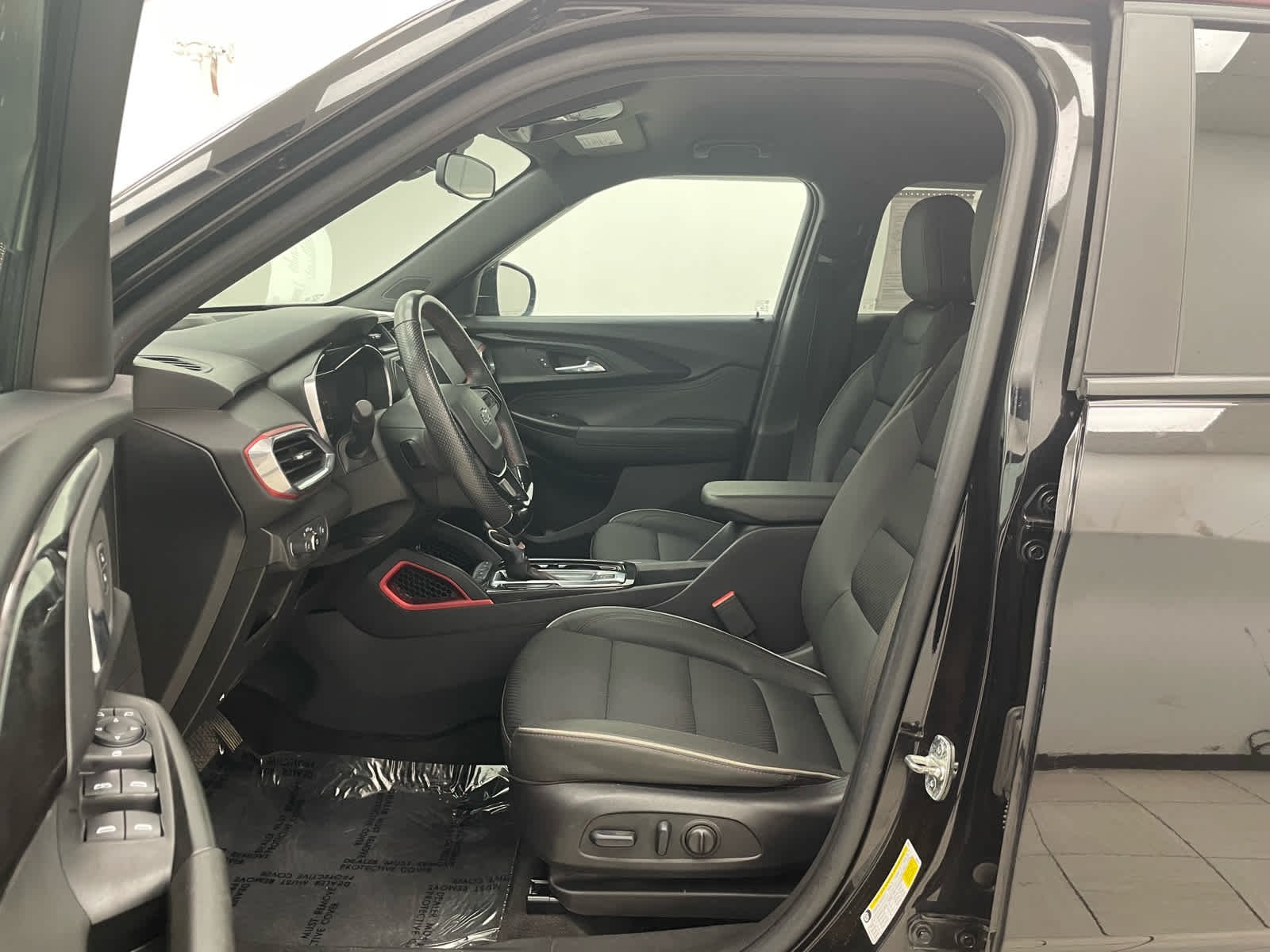 Used 2023 MOSAIC BLACK METALLIC Chevrolet RS image 8