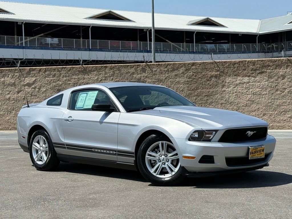 2012 Ford Mustang V6's photo