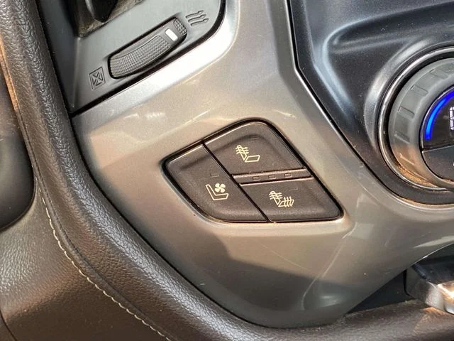 Used 2016 Deep Ocean Blue Chevrolet LTZ image 24