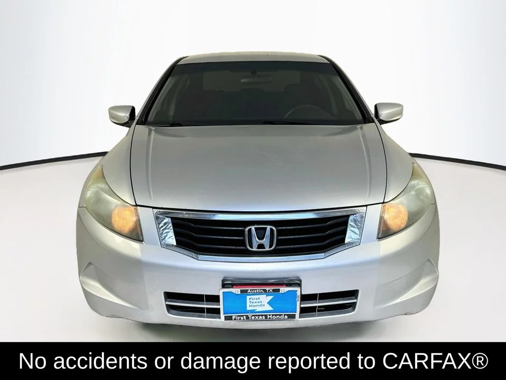 Used 2008 Silver Honda LX image 2