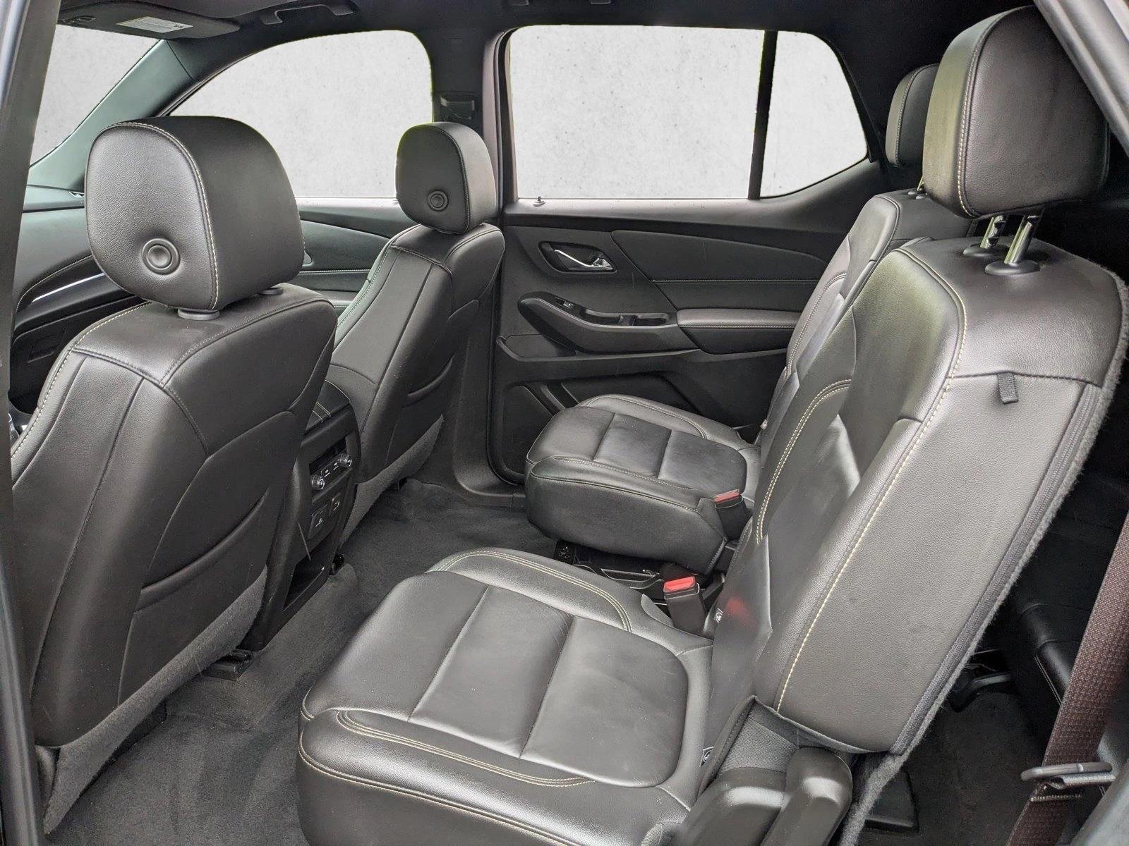 Used 2023 Mosaic Black Metallic Chevrolet LT Leather image 17