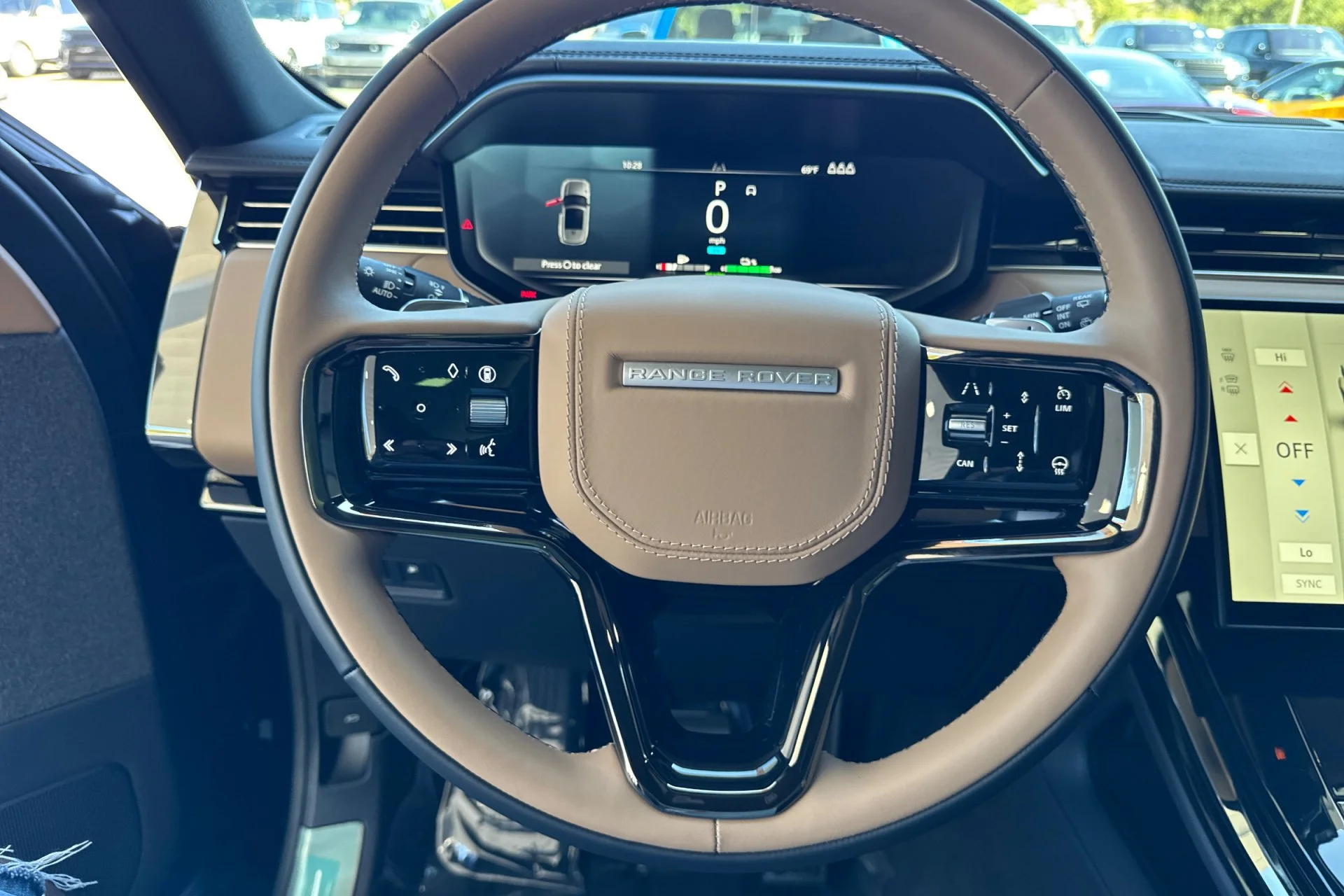 New 2026 British Racing Green Land Rover Dynamic SE image 25