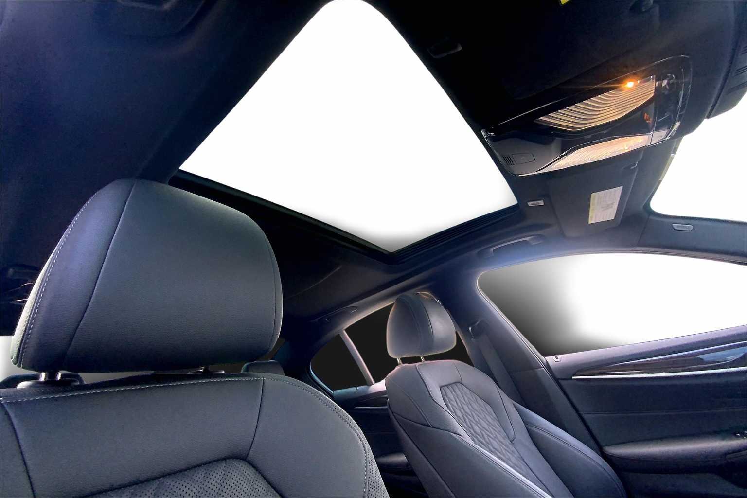 Used 2023 Alpine White BMW 530i image 13
