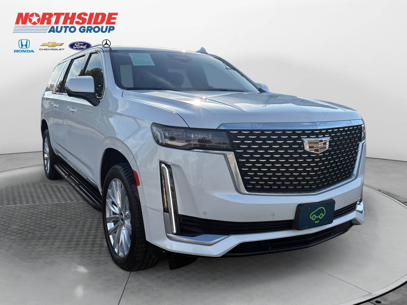 Used 2024 White Cadillac Luxury image 1