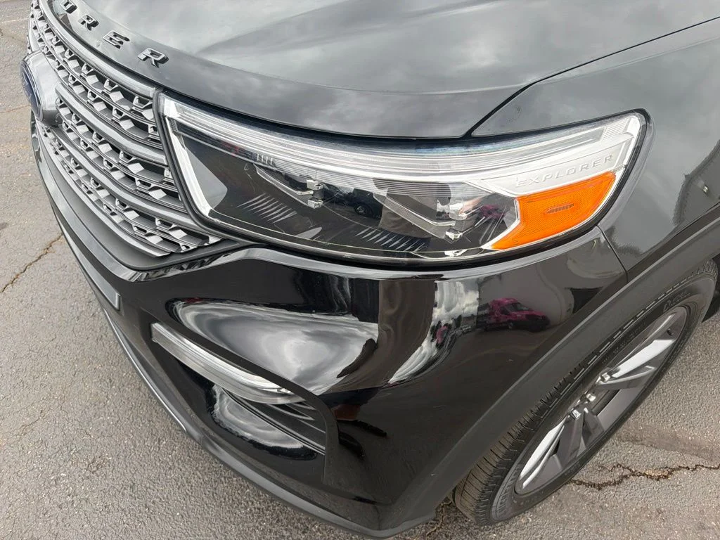 Used 2023 Black Ford XLT image 12
