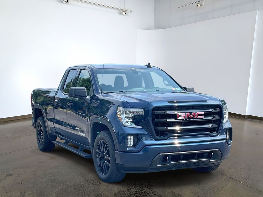 Used 2020 Blue GMC Elevation image 3