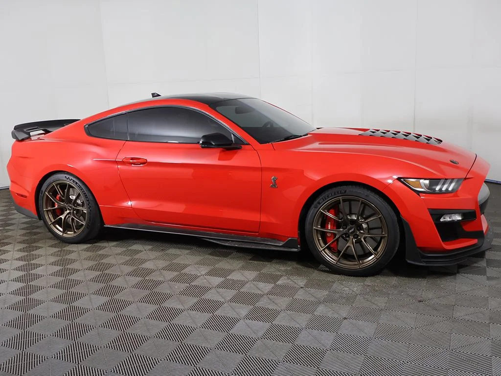 Used 2021 Race Red Ford Shelby GT500 image 18