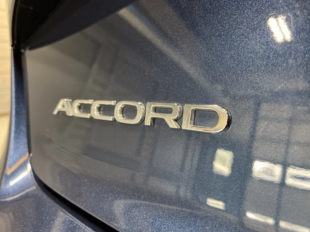 2025 Honda Accord Hybrid EX-L - Photo 34
