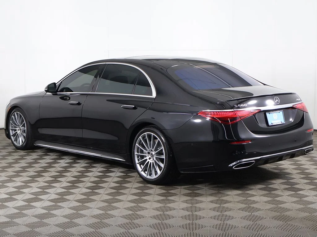 Used 2021 Black Mercedes-Benz S 580 image 12