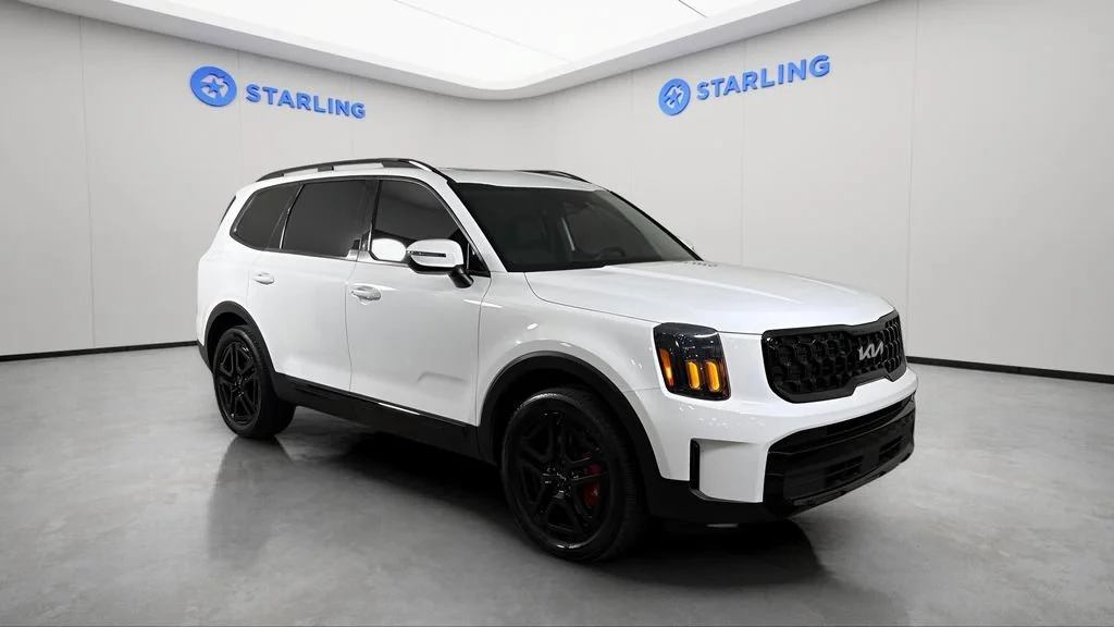 Used 2024 White Kia EX X-Line image 13