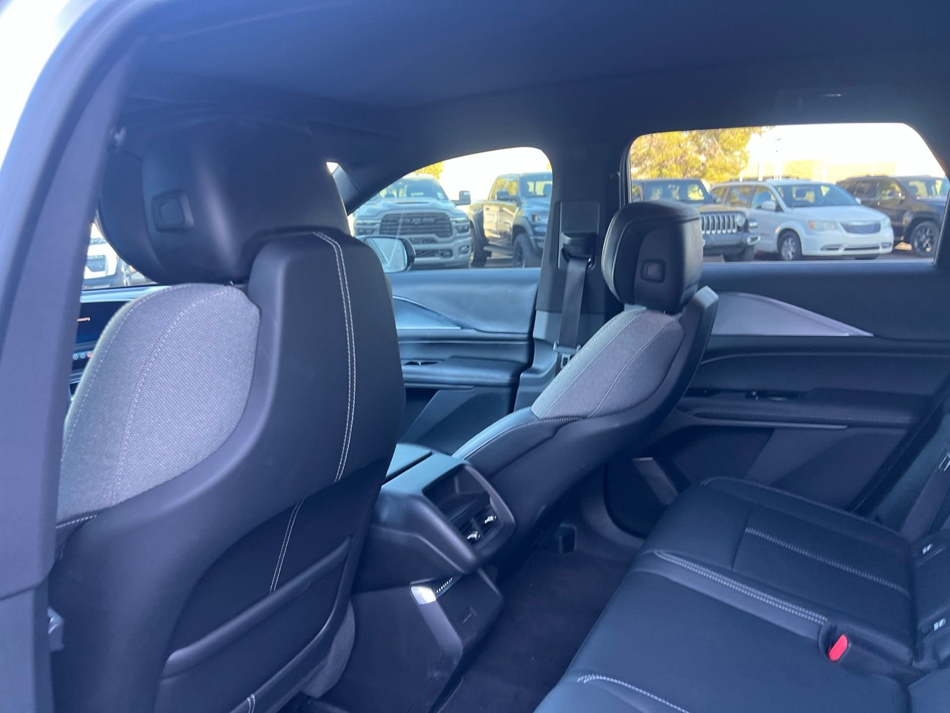 Used 2024 White Cadillac Tech image 23