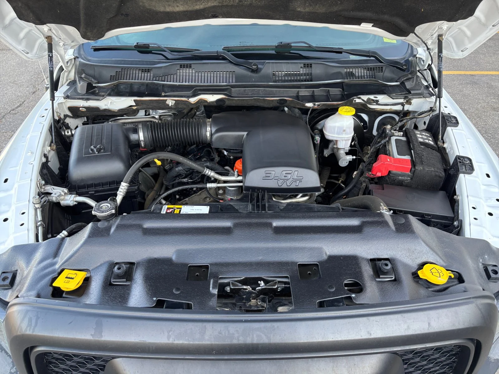 Used 2022 White Ram Warlock image 20