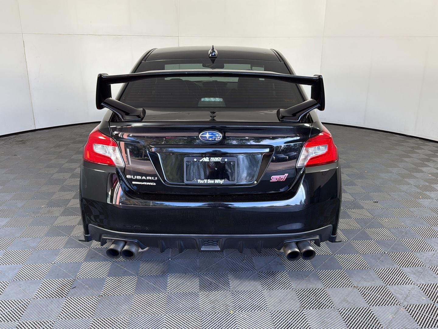 Used 2015 Crystal Black Silica Subaru Limited image 8