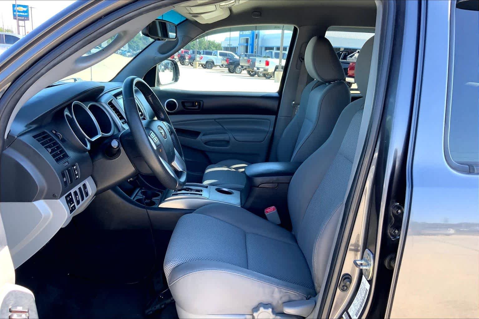 Used 2013 Magnetic Gray Metallic Toyota  image 8