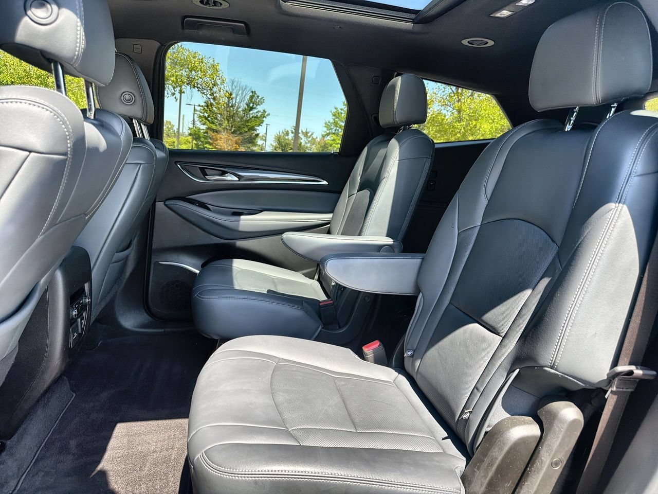 Used 2023 Includes Pitch Dark Night lower exterior accent color.) Buick Essence image 20