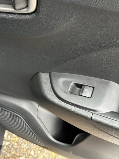 2025 Hyundai Venue SEL - Photo 16