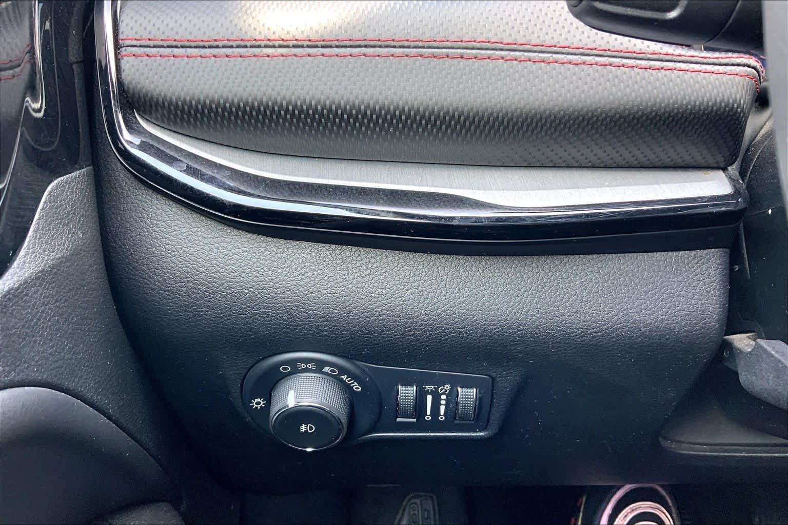 Used 2024 Bright White Clearcoat Jeep Trailhawk image 33