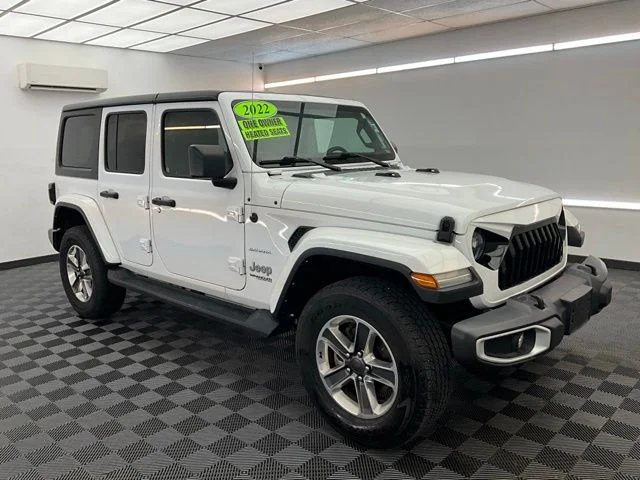 Used 2022 White Jeep Unlimited Sahara image 3
