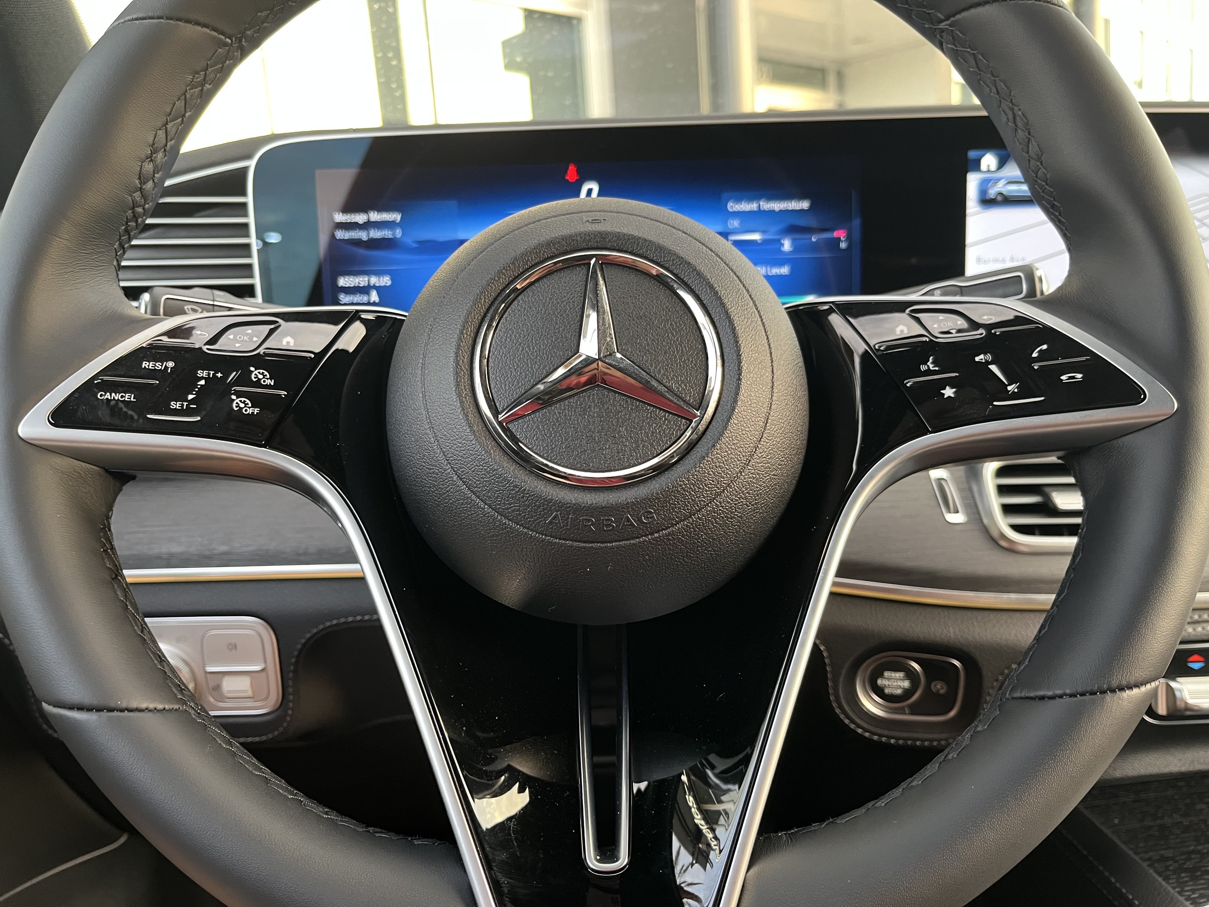 New 2026 SELENITE GREY Mercedes-Benz GLE 580 image 22