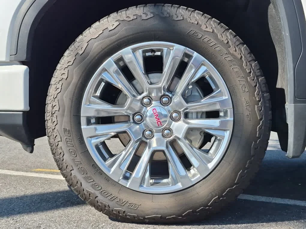 Certified Used 2024 White Frost Tricoat GMC Denali image 6