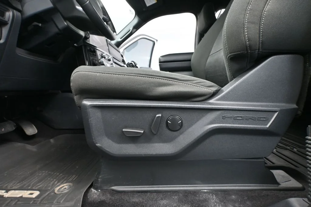 Used 2023 White Ford XLT image 23