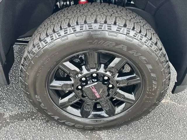 2026 GMC Sierra 2500HD AT4 - Photo 15