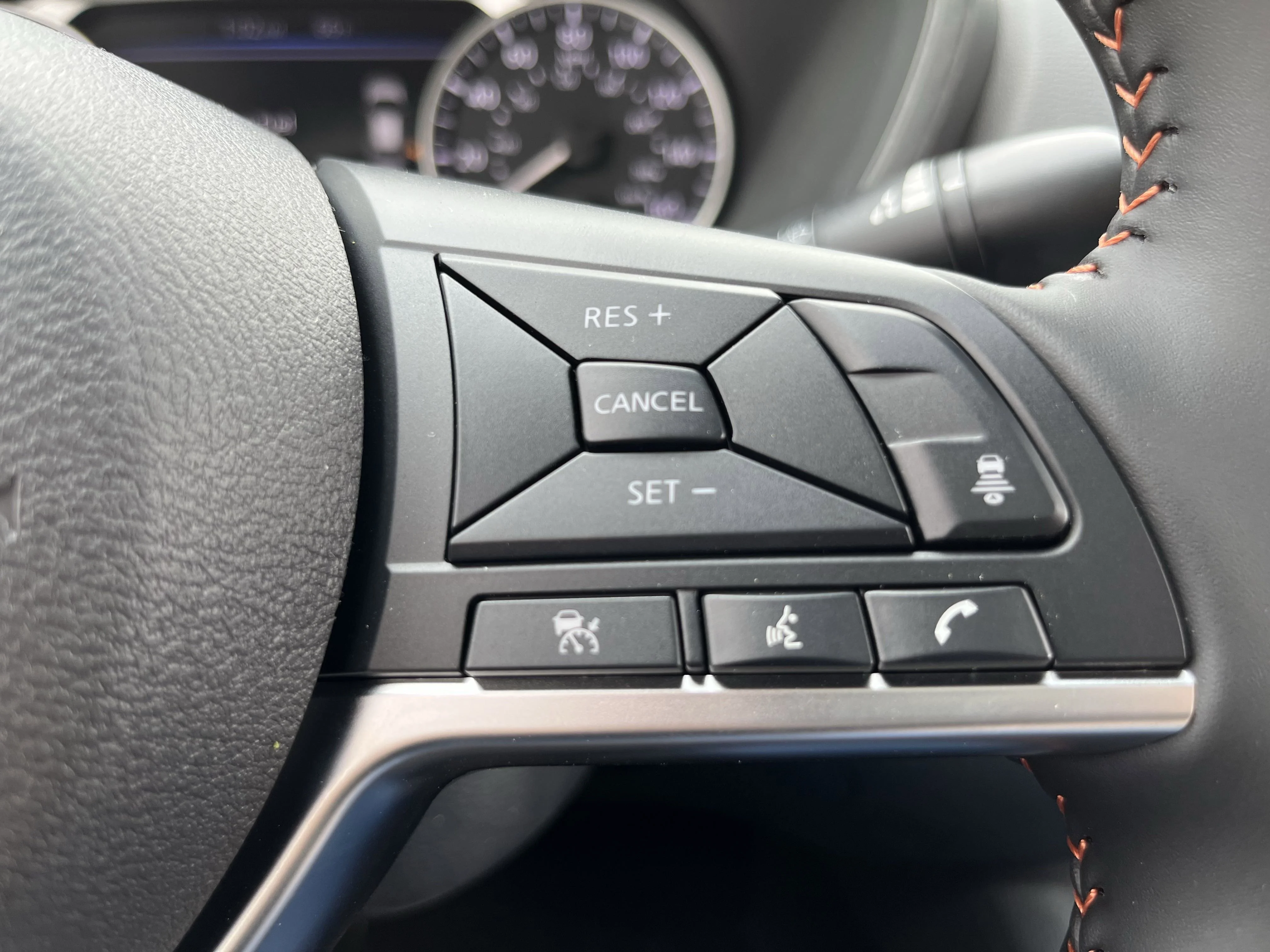 2025 Nissan Sentra SR - Photo 20