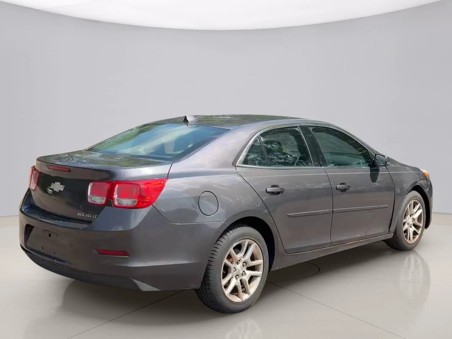 Used 2013 Gray Chevrolet LT image 5