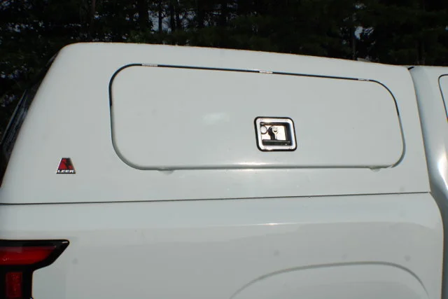 Used 2023 Glacier White Nissan SV image 15
