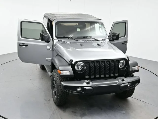 Used 2020 Billet Silver Metallic Clearcoat Jeep Willys Sport image 39