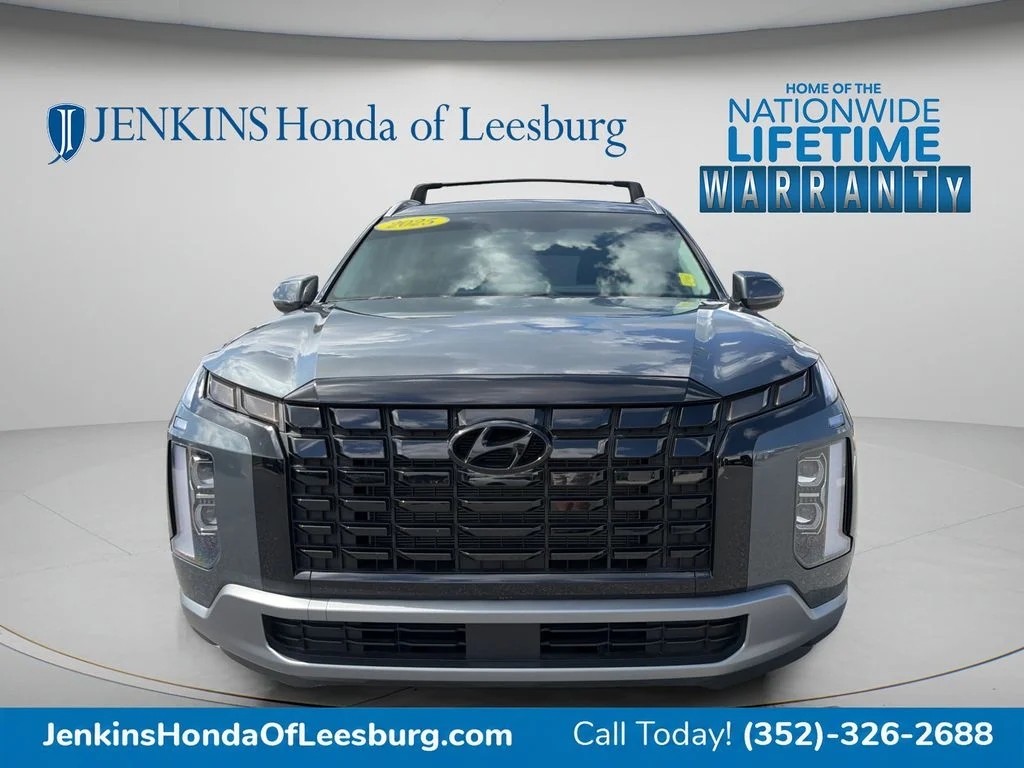 Used 2025 Gray Hyundai SEL image 8