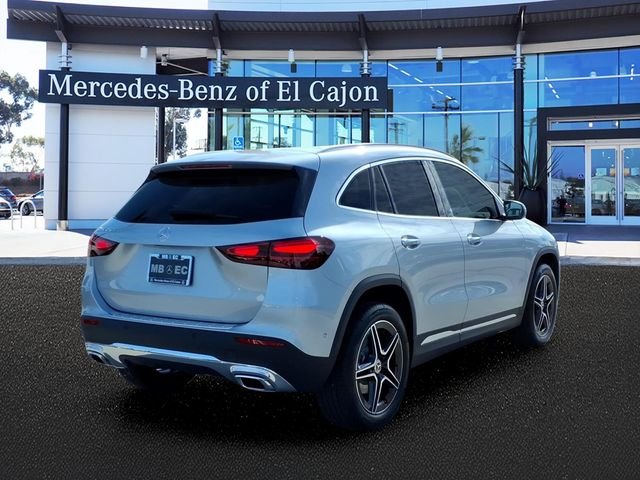 New 2026 Silver Mercedes-Benz GLA 250 image 3