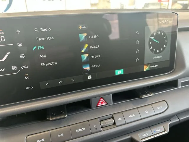 New 2027 Iceberg Green Kia X-Line S image 14