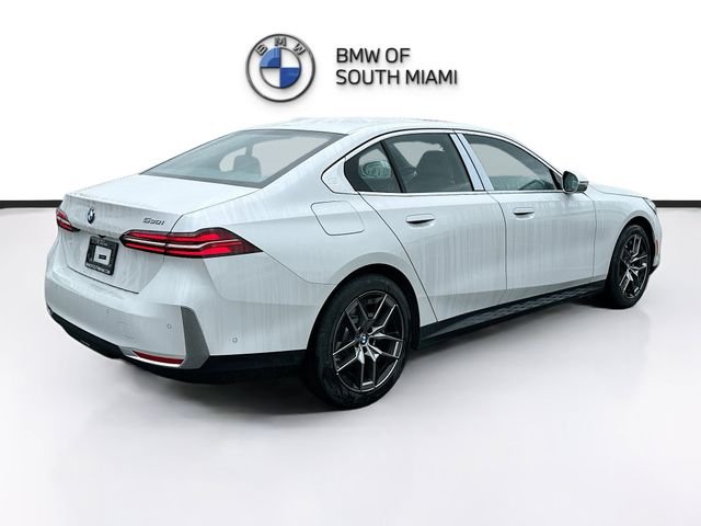 New 2026 White BMW 530i image 6
