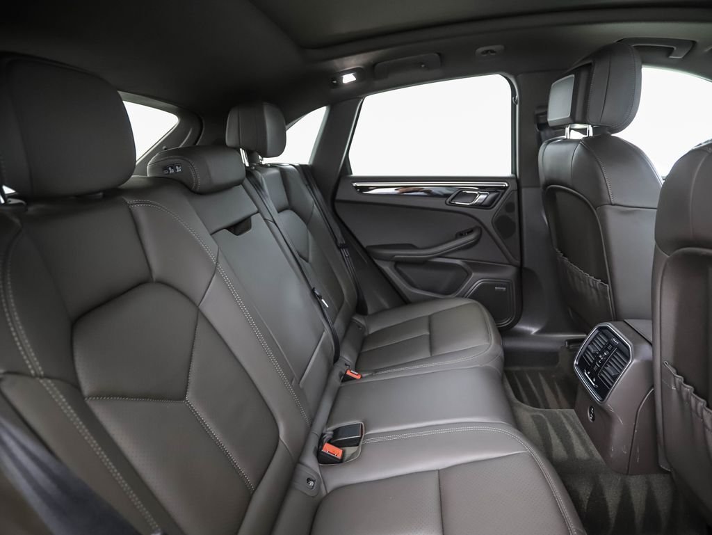 Used 2020 Night Blue Metallic Porsche Base image 26