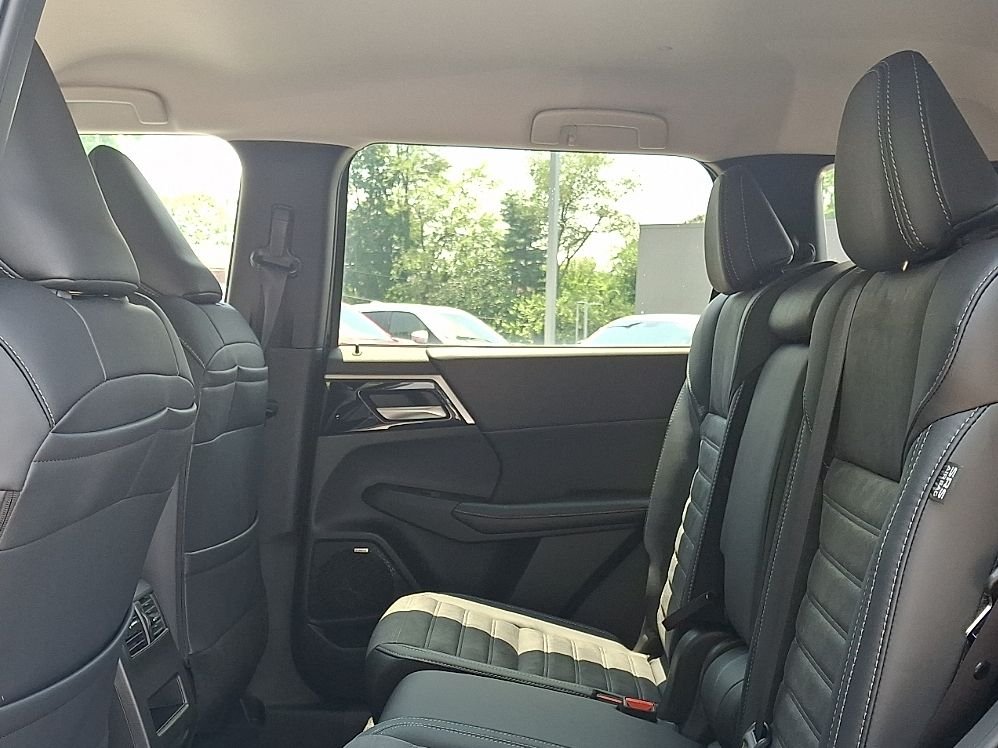 2026 Mitsubishi Outlander SE - Photo 8