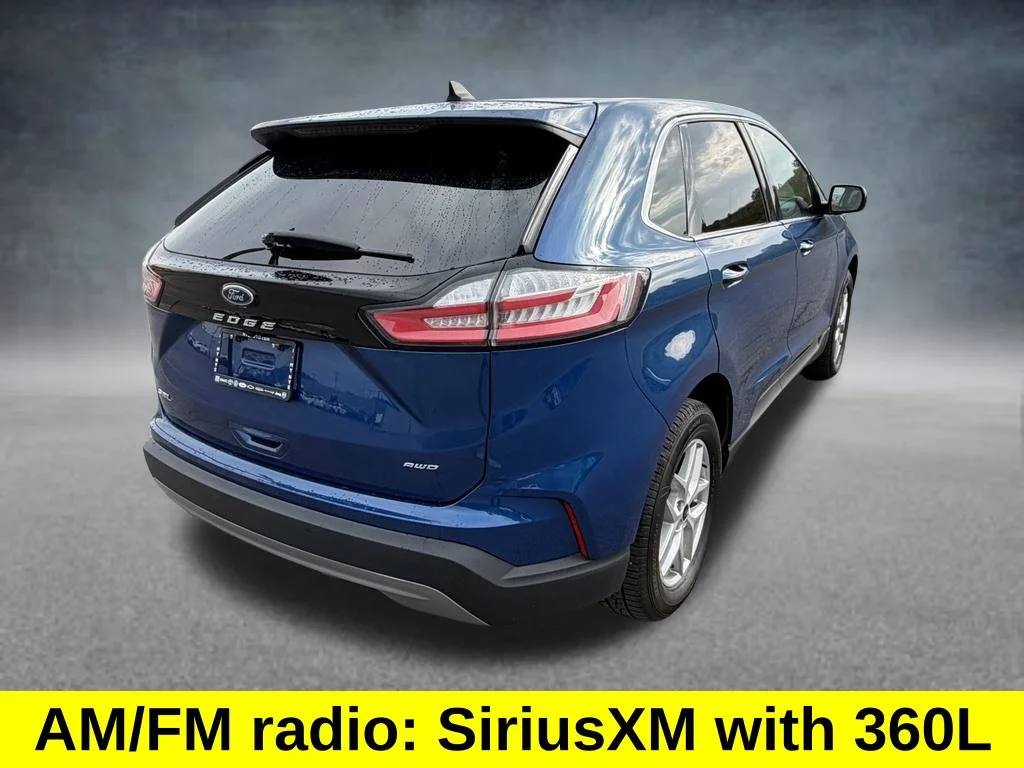 Used 2024 Blue Ford SEL image 5