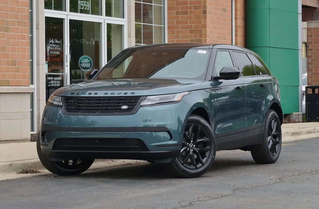 2026 Land Rover Range Rover Velar P250 S's photo