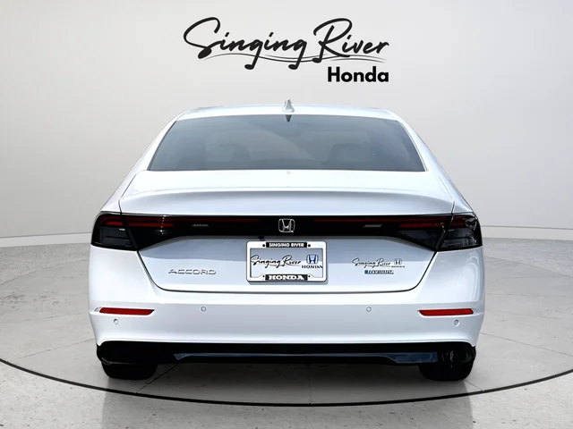 New 2026 Platinum White Pearl Honda EX-L Hybrid image 4