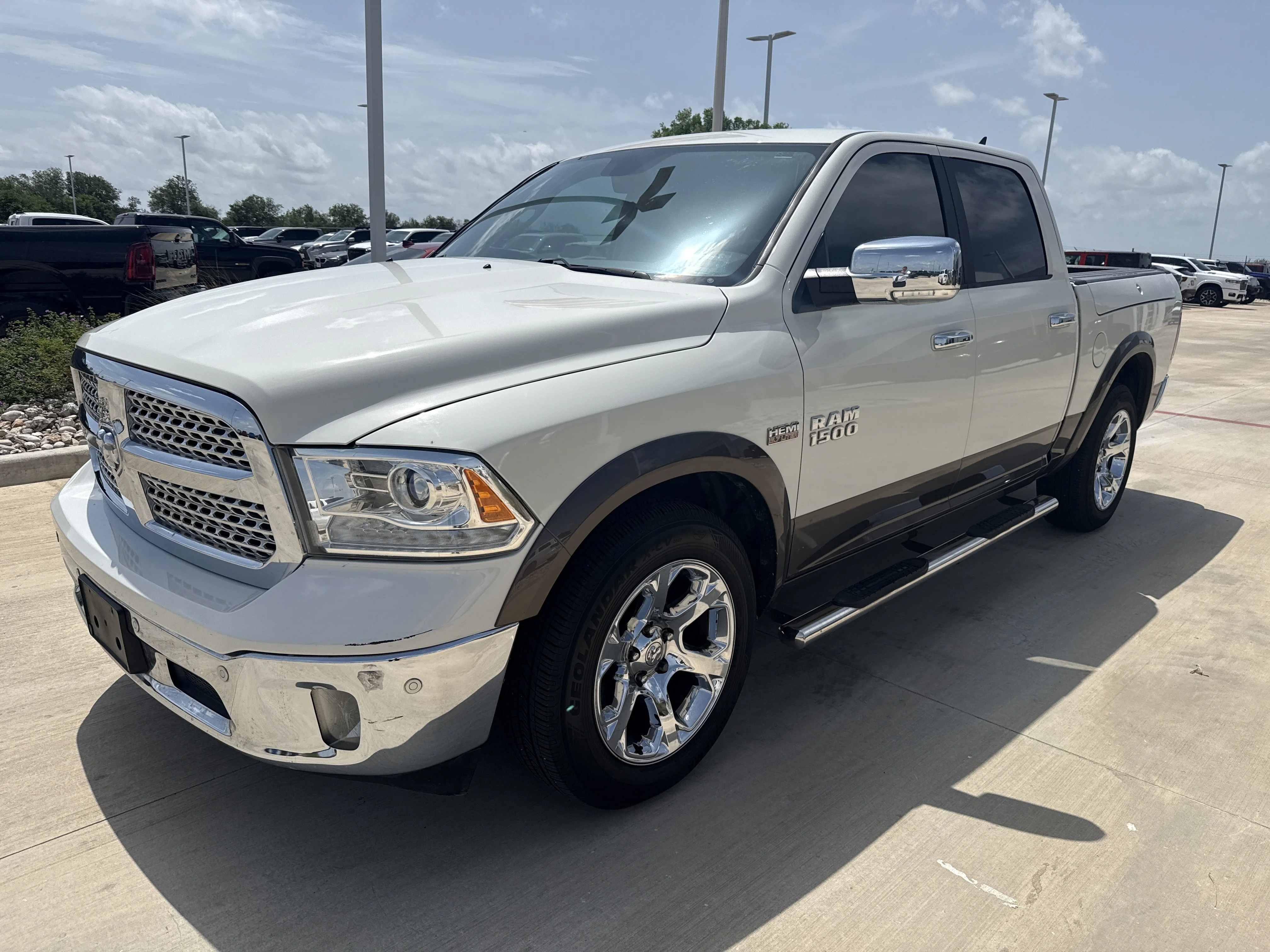 Used 2018 White Ram Laramie image 18
