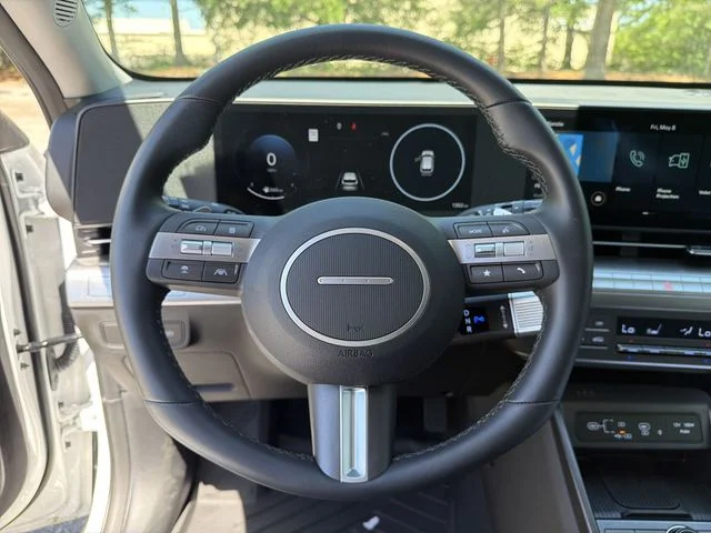 Used 2026 White Hyundai SEL Premium image 14