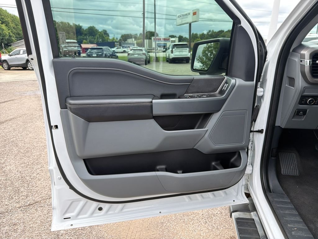 Used 2024 White Ford XLT image 12